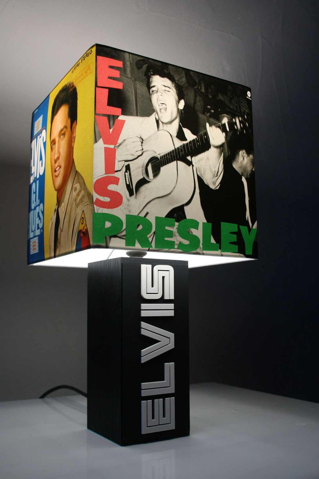 Handmade ‘Elvis Presley’ Lamp & Album Cover Shade The Records Ticking